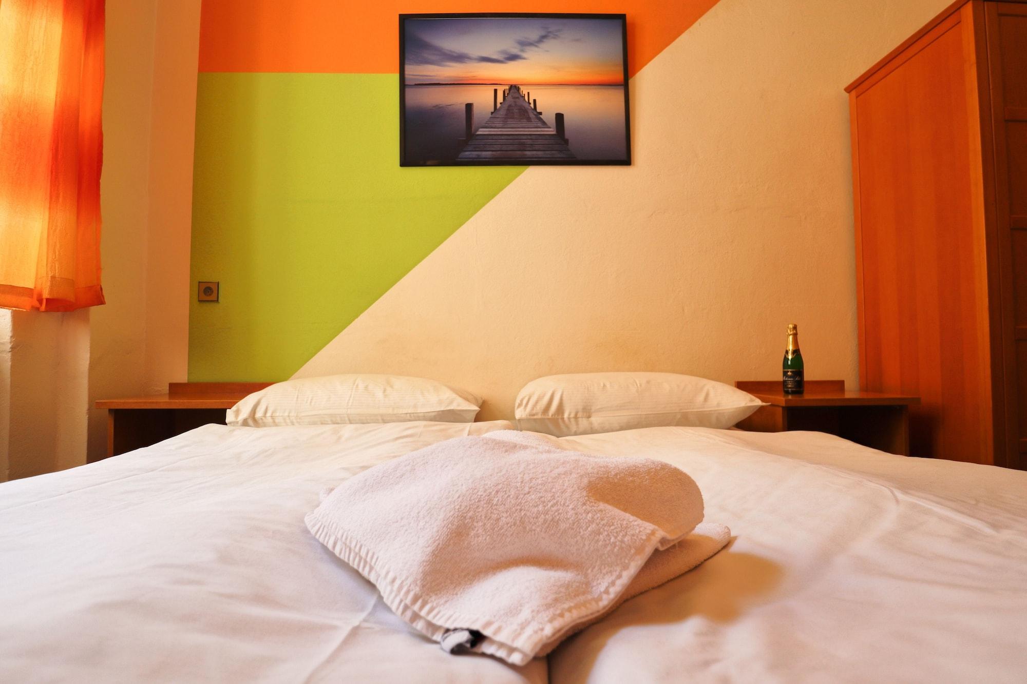 A Plus Hostel - Centrum براغ المظهر الخارجي الصورة