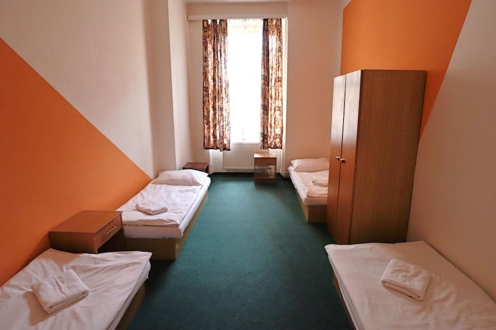 A Plus Hostel - Centrum براغ المظهر الخارجي الصورة